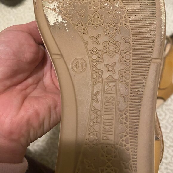 Pikolinos Mykonos Open Toe Leather Perforated Sandals, size 10.5-11 (EU 41) - Picture 6 of 7